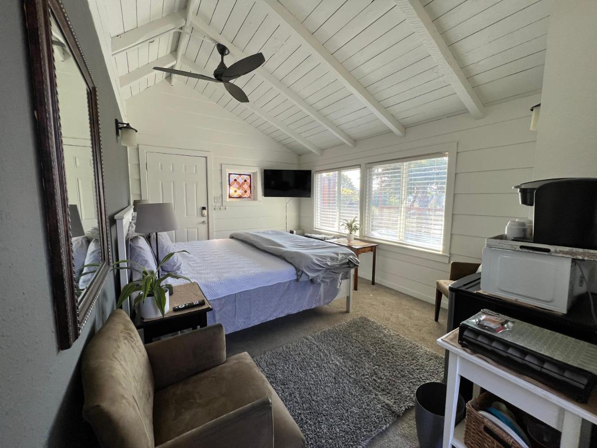 The Midtown Cottage- W/ Private Entrance And Views Santa Cruz Bagian luar foto